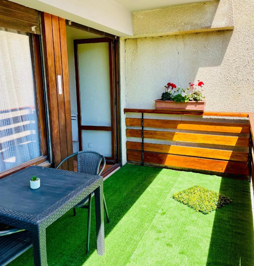 Rdc 48m2 Avec Terrasse Proche Centre Avec Parking Prive Couvert Orcières